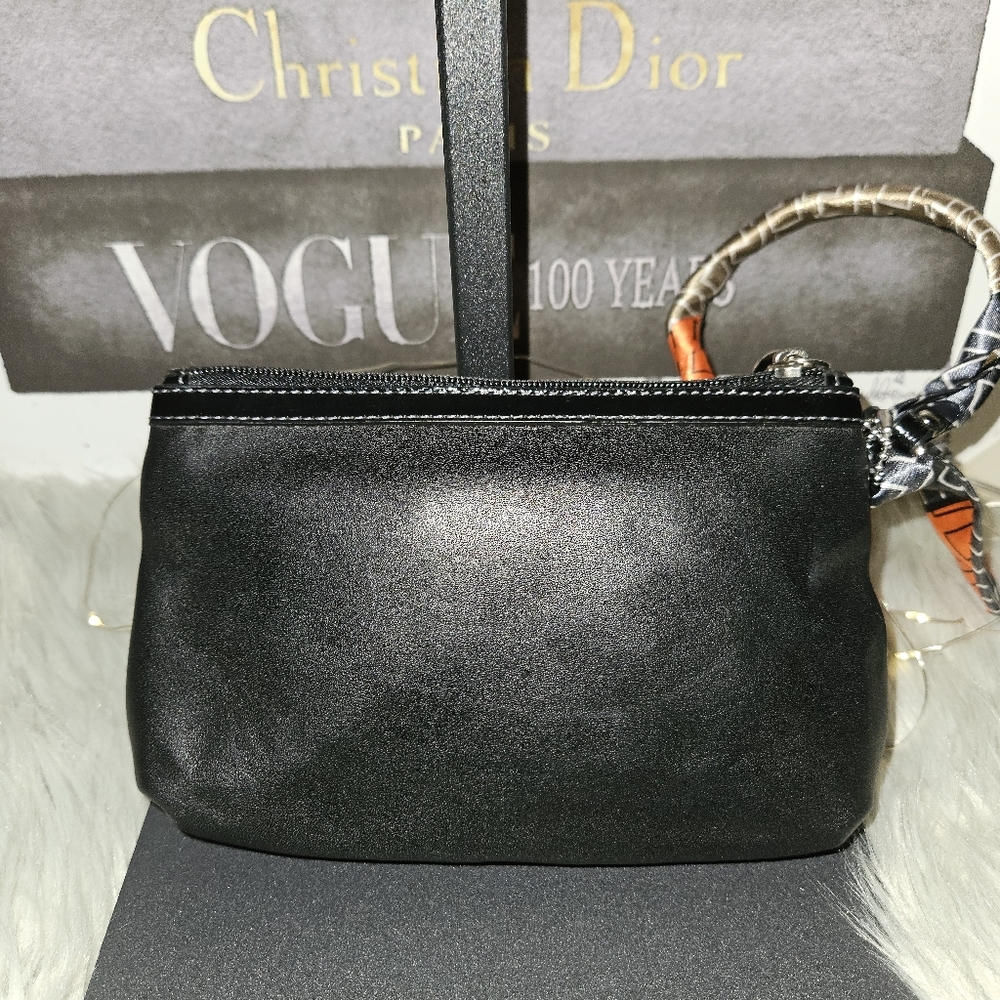 Authentic Coach Wristlet - Picture 3 of 10
